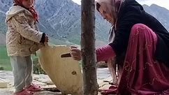Nomadic woman making a very beautiful container cabinet using brick and flat stone by Zari #Ep170