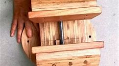 Homemade Wooden Bench Vise 😎 #homemade #wooden #creative #benchvise #vise #craft #diy #handmade #tiktokawards #toolstour | R1