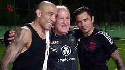 Campeões de MMA Visitam Zico antes do UFC 301