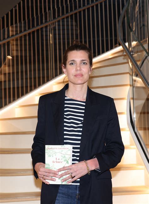 Los 6 colores de uñas que nunca pasan de moda para una manicura que suma elegancia a cualquier ...