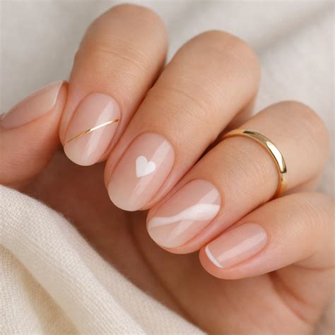 Short Minimalist Nail Designs That Look Stunning - Rightminds