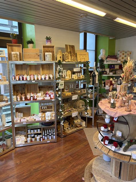 Emma watson nude celeb gate sofia est souriante : elle est