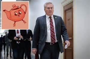 Congress expands probe of TeaOnHer app accused of letting men post nudes of exes