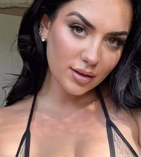 OnlyFans model makes bizarre admission about who requests her content the most