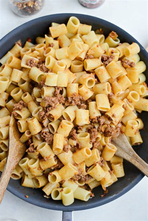 Easy Cheesy Beef Pasta Skillet - Simply Scratch