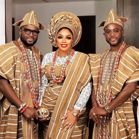 Yoruba people in Aso oke nel 2025
