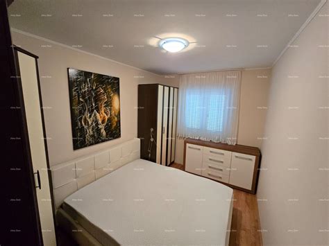 Prodajamo stanovanje s parkirnim mestom v bližini centra Umaga (0 ...