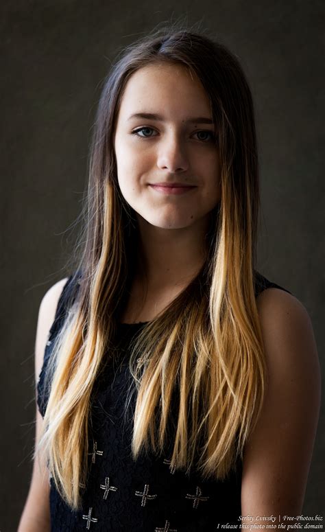 Photo of a cute 13-year-old girl photographed in June 2015, picture 4