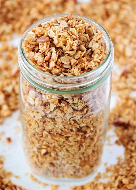 Homemade Granola - Easy and Healthy Recipe - I Heart Naptime