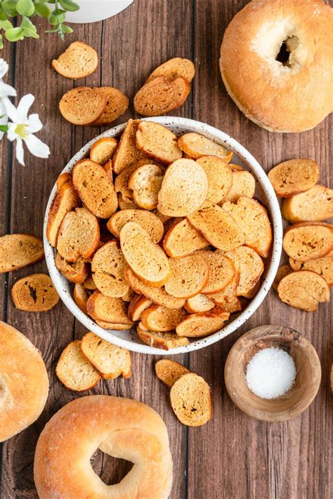 Crunchy Homemade Bagel Chips » the practical kitchen
