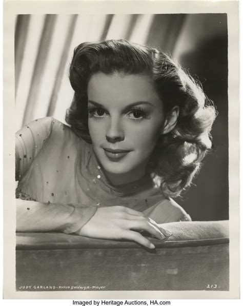Judy Garland (2) glamour portrait photographs.... Movie/TV | Lot #1422 ...