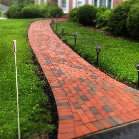 Red Brick Walkway Patterns - How to level a slate walkway.