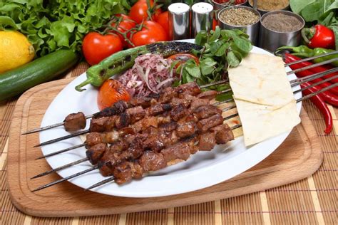 Шашлык из говяжьего языка – простой и вкусный рецепт, как приготовить ...