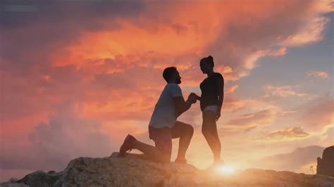 Why Guy: Why do people propose on one knee? | abc10.com