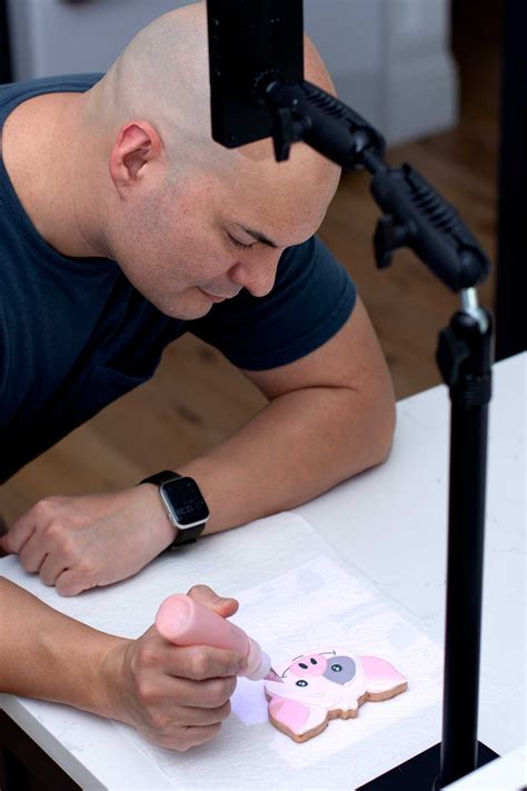 The Best Pico Projector to Decorate Cookies