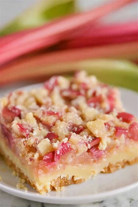 Rhubarb Dream Bars - recipe maestro