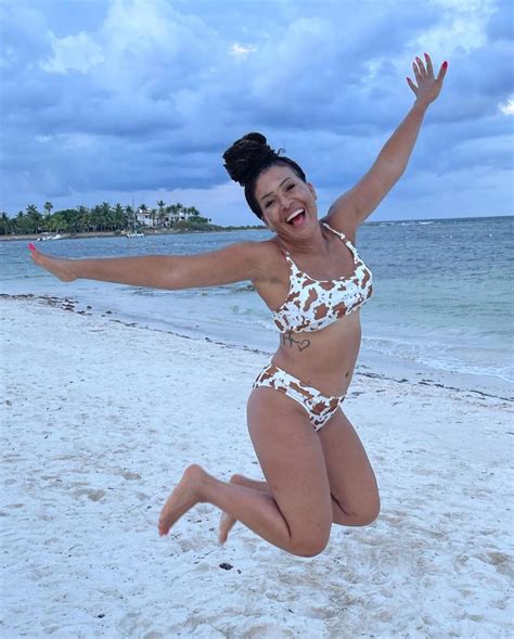 Page Turner Loves Rocking Colorful Bikinis! See the HGTV Host's ...