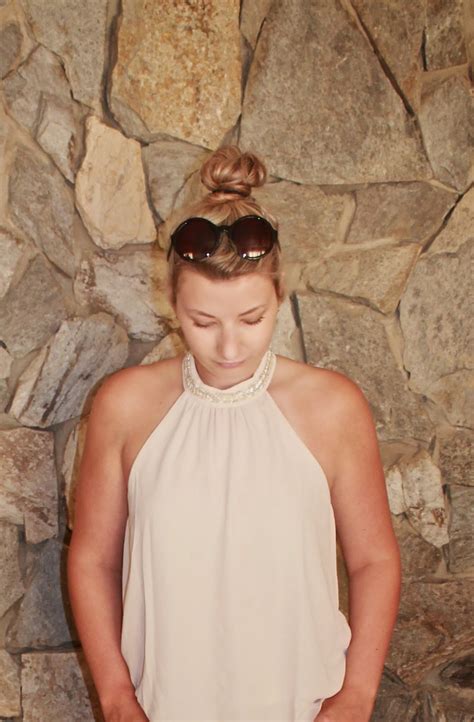 Lauren's Lookbook : Damsel in Distressed