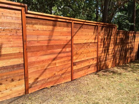 Horizontal Vs Vertical Privacy Fence at Jean Richards blog