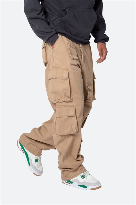 Mens Baggy Khaki Pants at Enrique Schoenberg blog