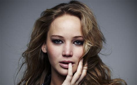 Jennifer lawrence leaked nudes search results. EskiPaper.com Cool ...