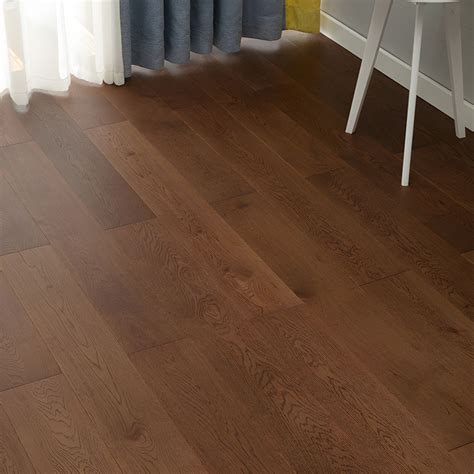 Modern Medium Laminate Flooring Natural Oak Laminate Plank Flooring ...