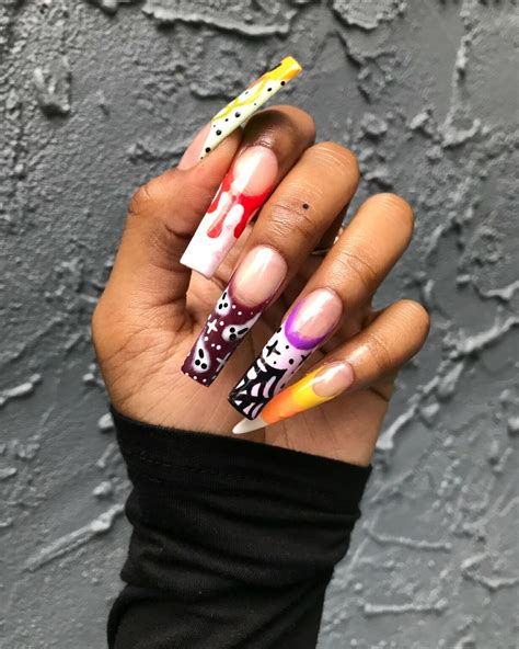 30+ Spooky Halloween French Tip Nails - Nail Designs Daily