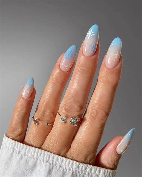 23+ Cute Baby Blue Nail Design Ideas for 2024 - DrExplains