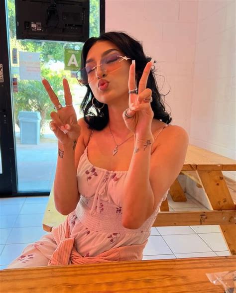 Valentine Lopez Nudes