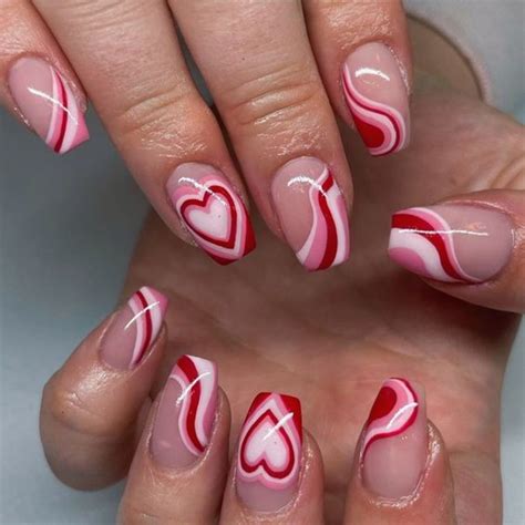 30 Romantic DIY Valentines Day Nail Art Designs to Set Pulses Racing ...