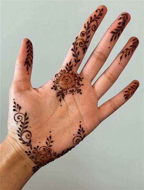 10 Cute drawings ideas in 2025 | finger henna designs, henna tattoo ...