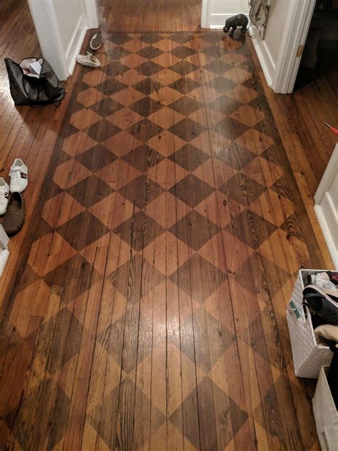Stenciled Wooden Floor Design