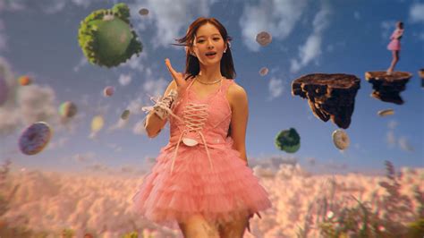 NMIXX - O.O who's who - K-Pop Database / dbkpop.com