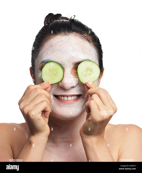 Cucumber eyes spa hi-res stock photography and images - Alamy