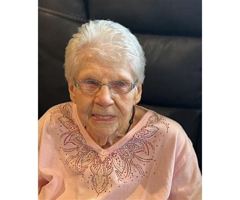 Helen Louise Murray Obituary (2024) - Cape Girardeau, MO - McCombs ...