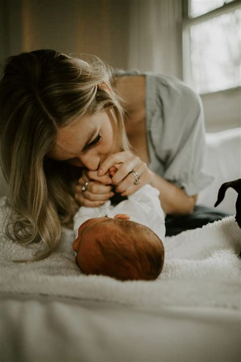 Newborn photo ideas – Artofit