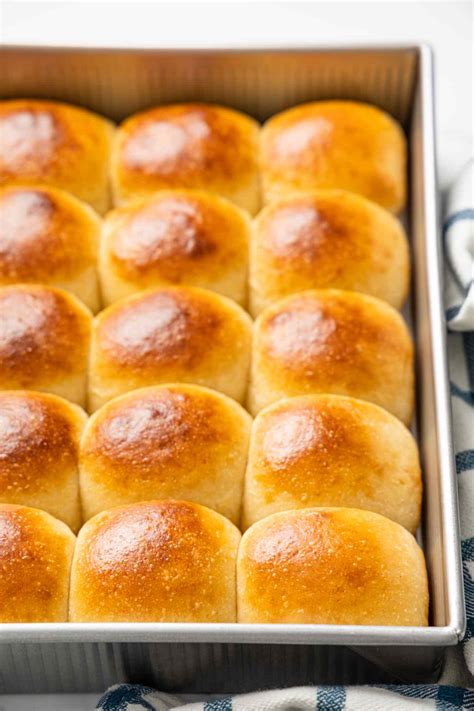 Sourdough Dinner Rolls Recipe