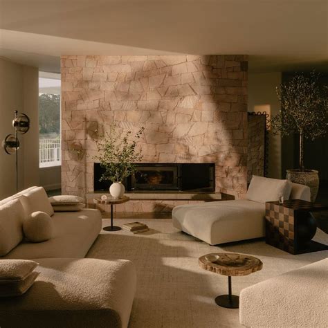 Gigi house panosundaki Pin