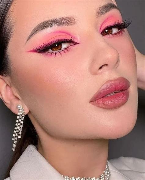makeup | Макияж для выступления, Идеи макияжа, Радужный макияж