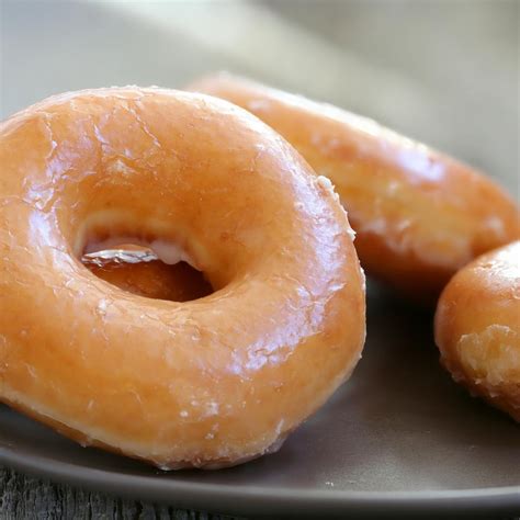 A Simple Glazed Donuts Recipe – How to Create this Classic!The Cake ...