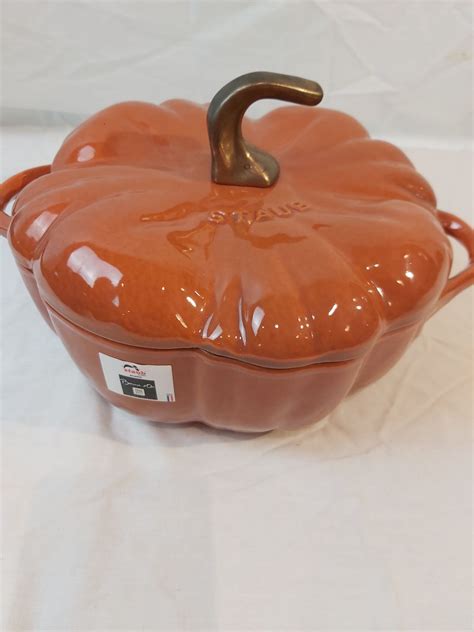 Staub Pumpkin Dutch Oven - Sunrise Estate Services Ltd