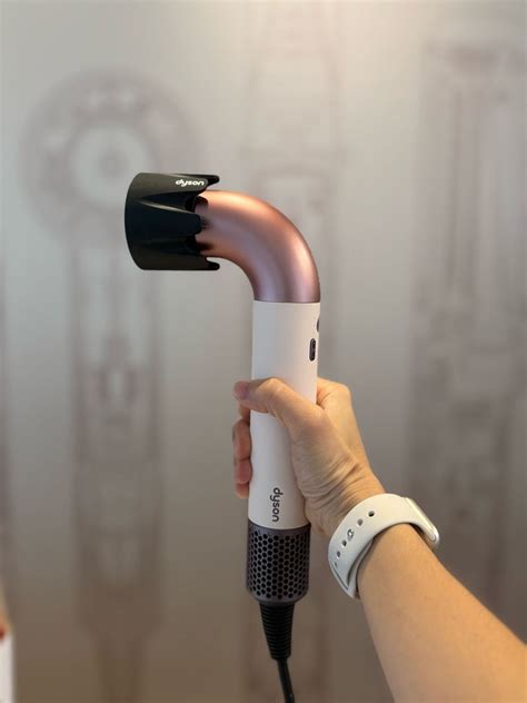 The new Dyson Supersonic r™. Our most powerful, yet lightest hair dryer ...
