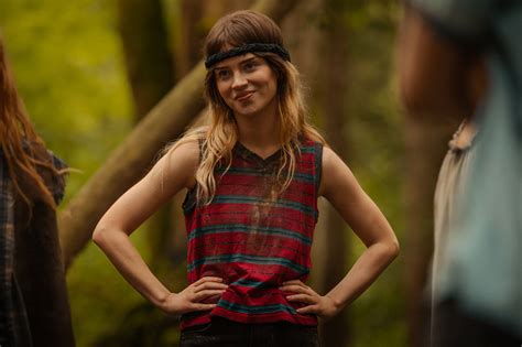 ‘Yellowjackets’ Season 3 Premiere Recap: It’s All Fun and Games Until ...