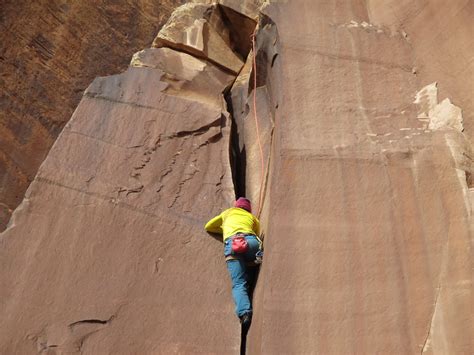 Rock Climbing with Rob Pizem: Some Indian Creek Climbing