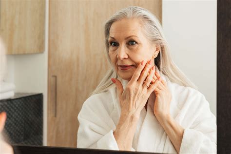 What Is the Best Non-Surgical Option for Jowls? - Essentia Women's Health & Aesthetics