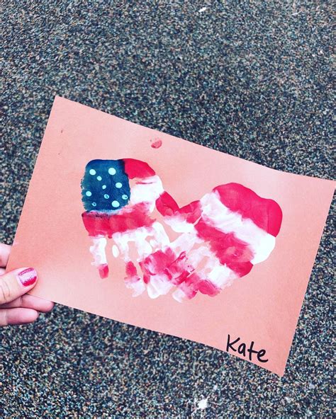 Memorial Day/ 4th of July handprint art! | July crafts, Preschool ...