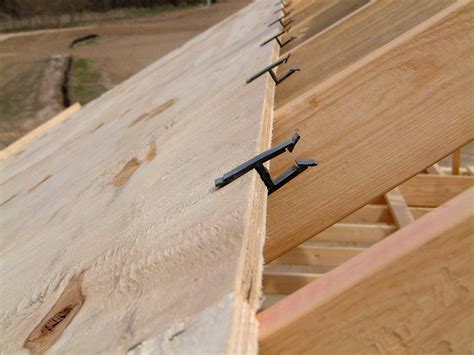 5/8 Vs. 1/2 Plywood Roof Sheathing: In-depth Differences With Guide ...