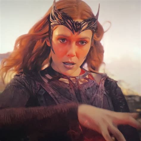 Pin by ♥ ᗩᐯᗩ on ˚ ༘♡ ⋆｡˚ characters ! | Scarlet witch marvel, Scarlett ...