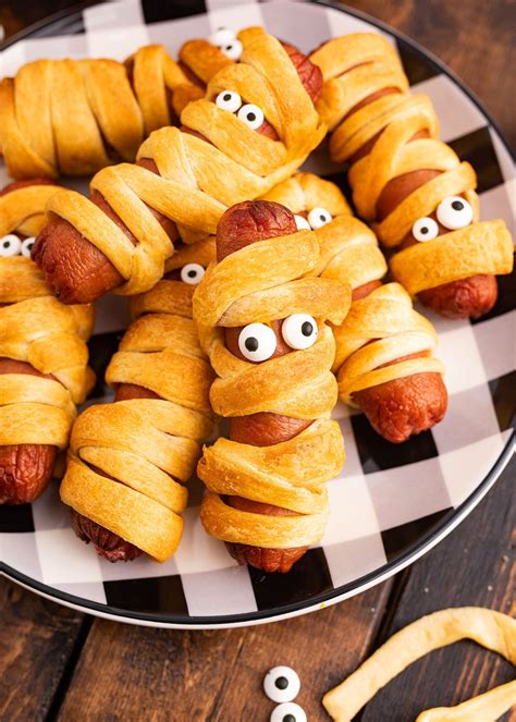 Mummy Halloween Hot Dogs - xoxoBella