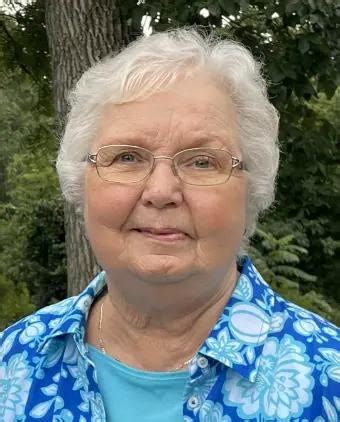 Rosalita Victoria Brass Obituary (2025) - Dubuque, IA - Hoffmann ...